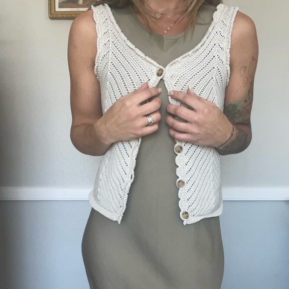 Knit Sweater Vest - Picture 4 of 9